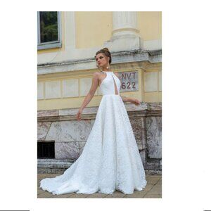 Wedding Dress M1201 Calypso by Monsolo Couture size 18 in Ivory